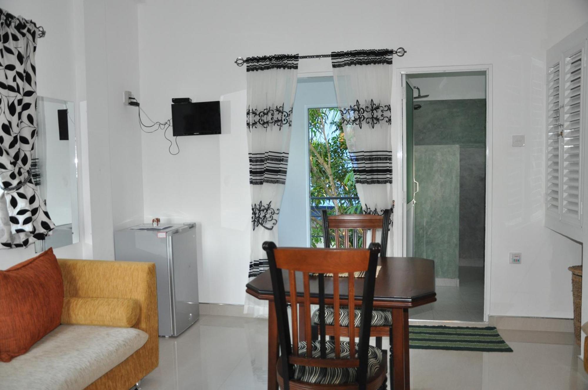The Fence Bed & Breakfast Bentota Exterior photo