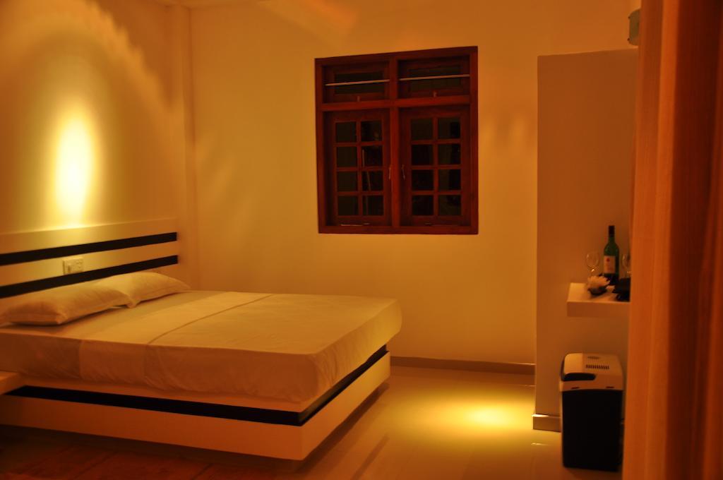 The Fence Bed & Breakfast Bentota Room photo